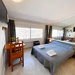 Carihuela Beach, Club San Antonio, Malaga * טורמולינוס
